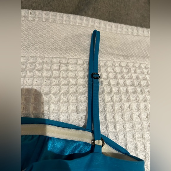 Laundry by Shelli Segal Gown, Ocean Blue - Picture 3 of 10